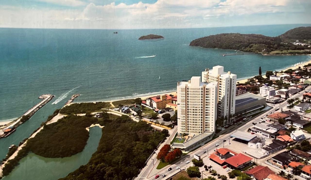 Apartamento Novo Frente Mar Com Piscina Em Home Club เปงญา ภายนอก รูปภาพ